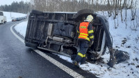 hasiči auto čl Fq9k21sXgAItyVu